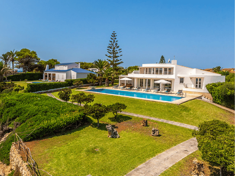 la-migliore-villa-sulla-spiaggia-o-villa-con-vista-sul-mare-a-Minorca-vn470-cala-en-brut