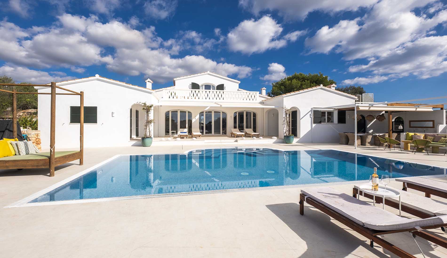 Ville con piscina a Pou Nou, Sant Lluis