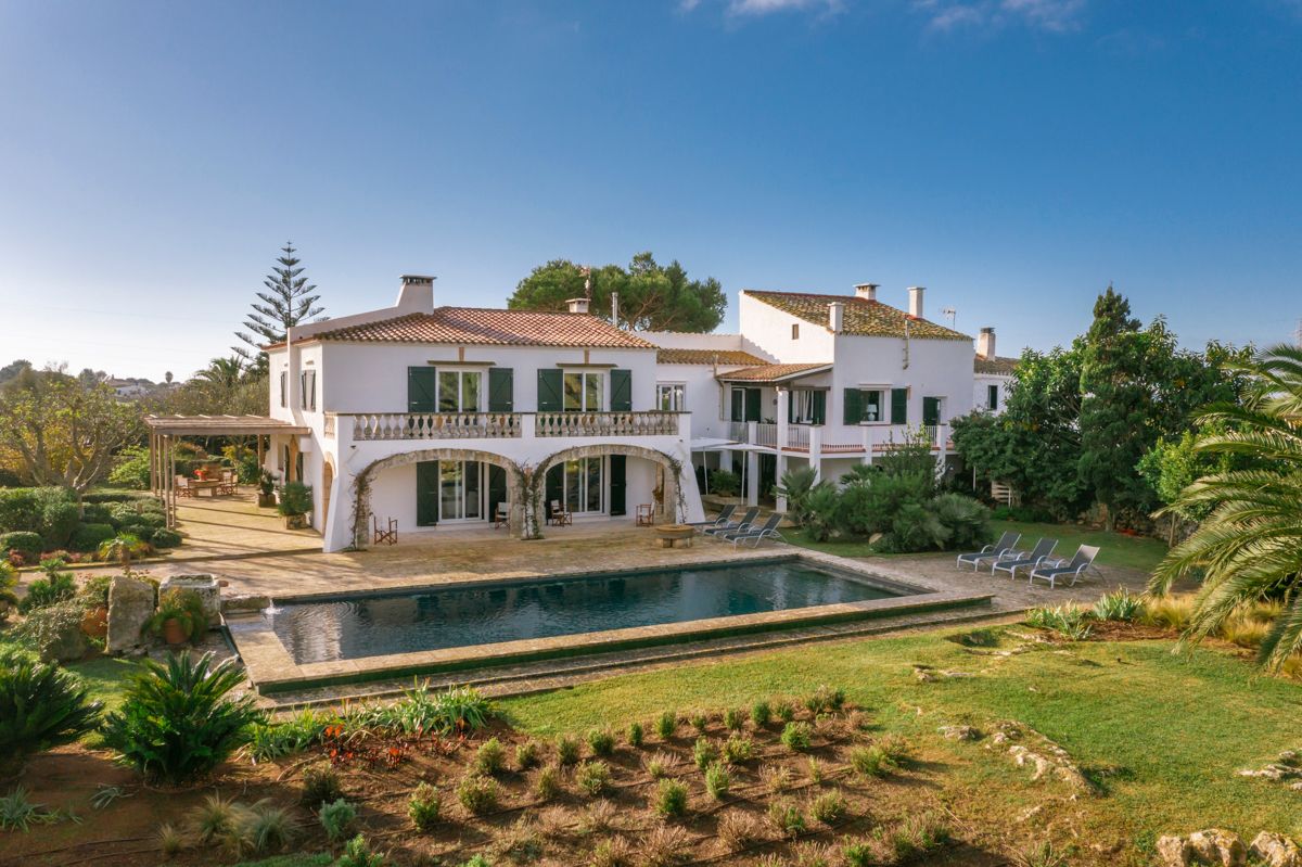 Ville di campagna con piscina vicino a Cala Galdana